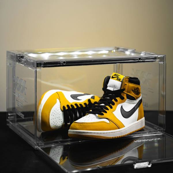 jordan air jordan 1 retro hi og g8rd sneakers item